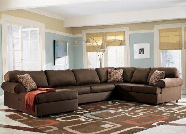 LARGE ORLANDO SECTIONAL MADE IN USA - (ELK GROVE WAREHOUSE) for .