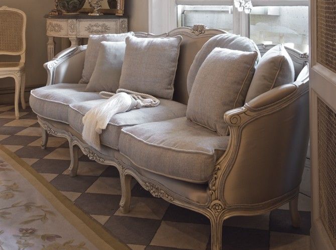 french-style-sofa-in-linen-fabric-decorating-ideas-gray-decor .