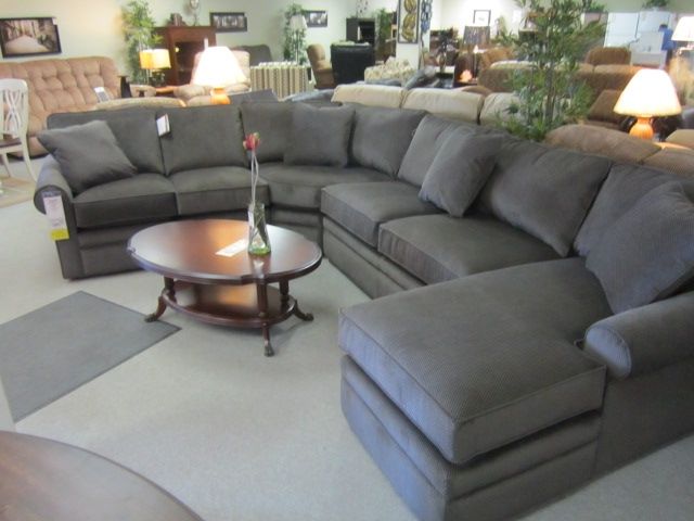 La-z-boy Collins sectional | Living room redo, Sectional .