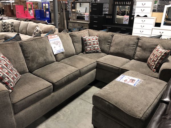 Mickey Pewter 2pc. Sectional for Sale in North Little Rock, AR .