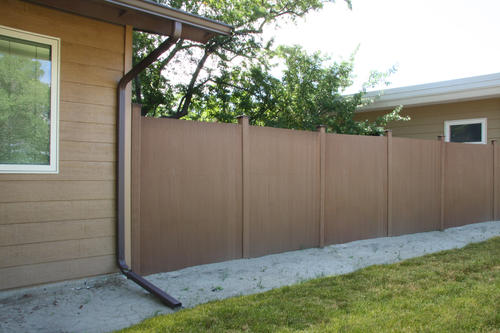 100' Privacy Composite Fence Material List at Menards