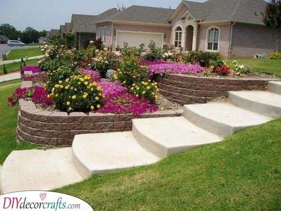 Sloped Gardens - Front Yard Landscaping Ideas on a Budget | Sloped .