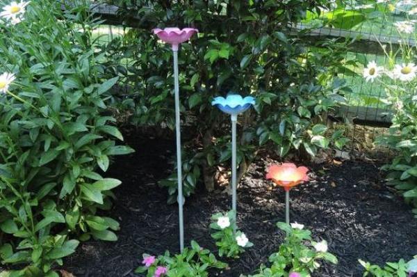 Different Gardening Accessories for Your Garden | Water Blossom .