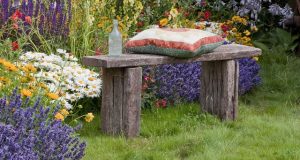 22 DIY Garden Bench Ideas - Free Plans for Outdoor Bench