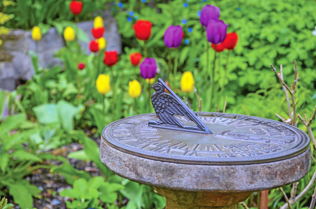 In Your Garden with Jenny Watts: Garden Ornaments – The Willits Ne