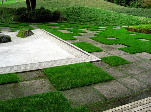 Bloedel Jpn Gdn - lawn & paving.jpg | Garden design, Garden paving .