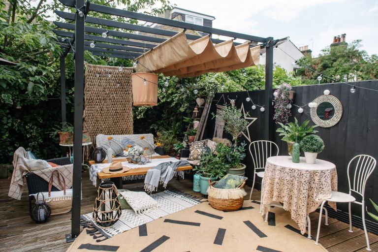 Instagrammers have gone mad for DIY pergolas – our 8 fave fab .