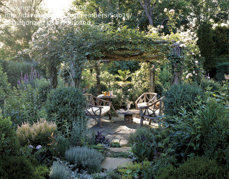 Garden Design: Rustic garden structure or furniture for front yard .