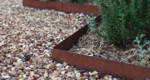 Hardscaping 101: Metal Landscape Edging | Metal landscape edging .