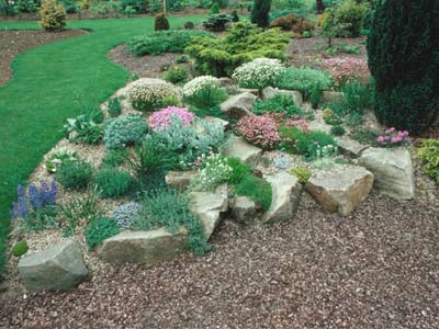 How to Build a Rock Garden | HowStuffWor