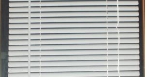 China White 50mm PVC Venetian Blinds with Flat Slats for Window .
