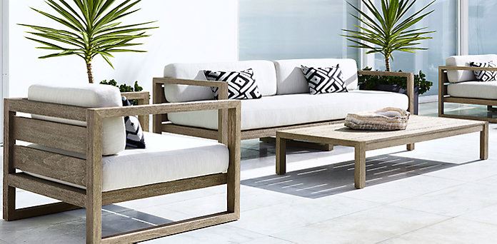 Patio Furniture and Decor Trend: Bold Black and Whi