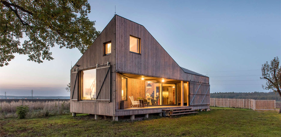 Energy Efficient Wooden House Zilvar by ASGK Desi