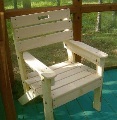 Simple Garden Chair | BuildEa