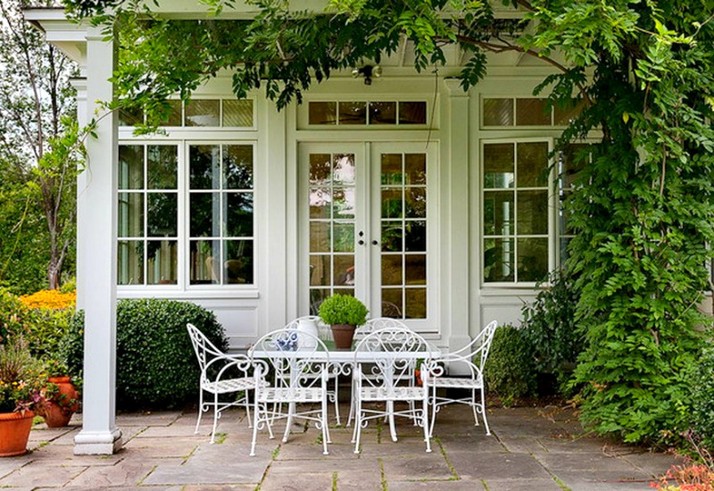 10 New Ways to Think About Wrought Iron for the Garden or Pat