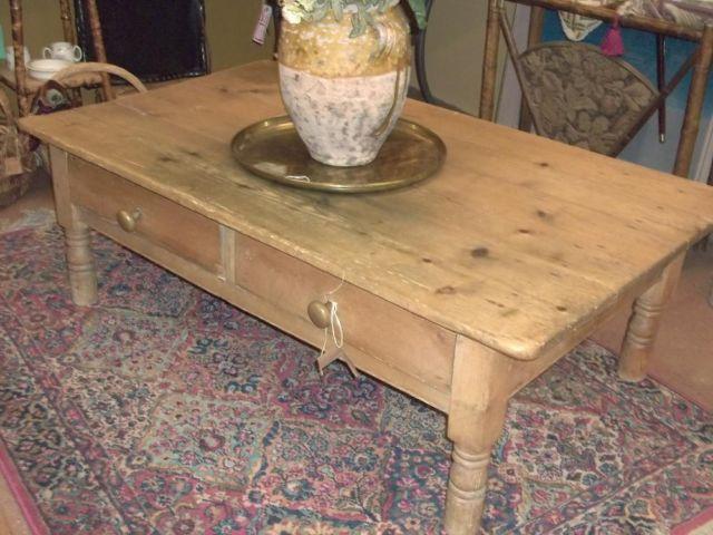 Antique Pine Coffee Table with drawers for Sale in Fort Worth .