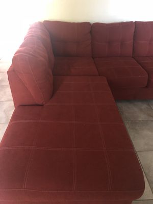 Red Sectional Couch ( Sam Levitz ) for Sale in Tucson, AZ - Offer