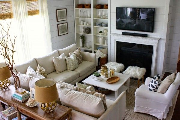 Eclectic Home Tour - House Seven | Small living room layout .
