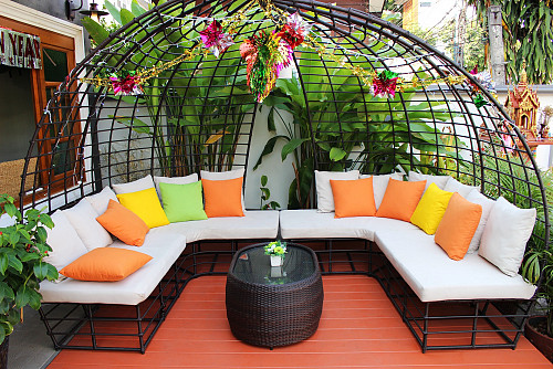 Caring for Outdoor Furniture Cushions | Netwo