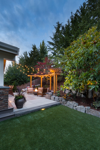 Sammamish Outdoor Living and Backyard Makeover - Transitional .