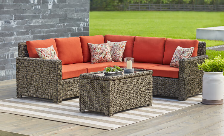 How to Choose Deck Furniture for Your Patio, Porch or Pool .