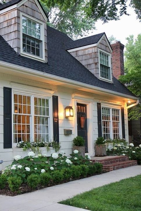 50 Marvelous Cottage House Exterior Design Ideas | Cottage house .
