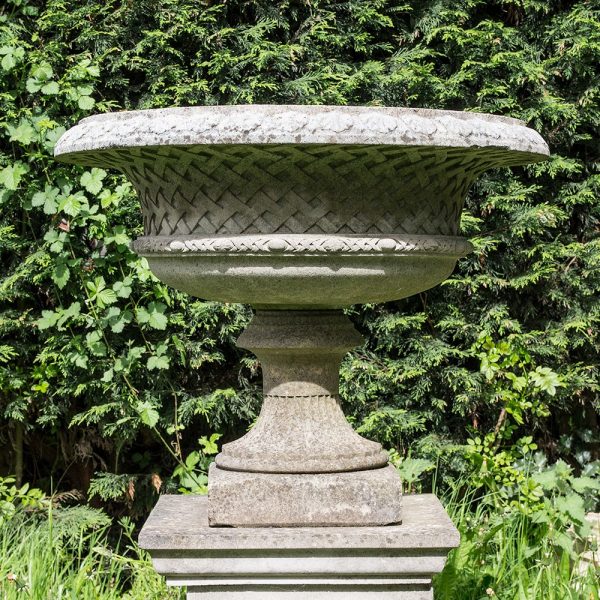 Belvoir Antiqued Vase Garden Orname