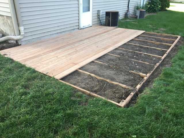 I built a ground-level deck in my back yard | Patio deck designs .