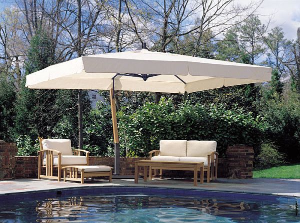 Giant Sidepost Umbrella, P-Series this wood be great near pool so .