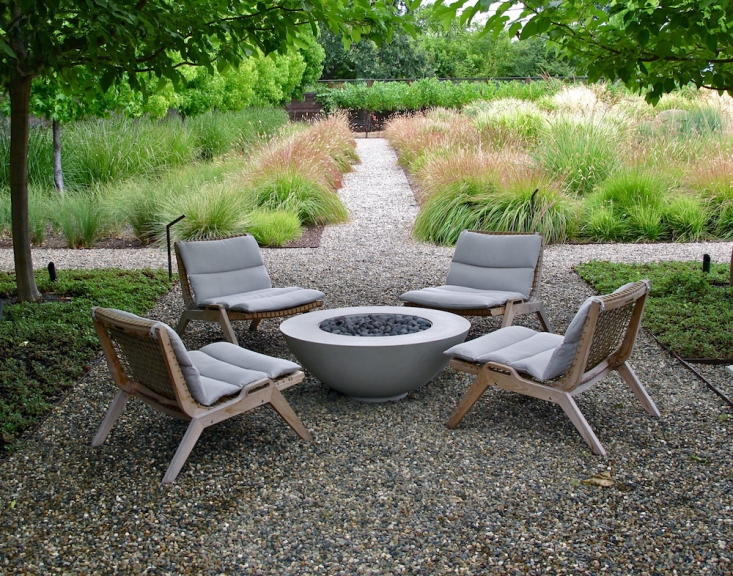 Your First Outdoor Furniture: 5 Mistakes to Avoid - Gardenis