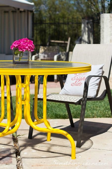 Spray paint outdoor furniture | Patio furniture makeover, Painted .
