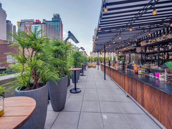 Best Outdoor Bars In NYC To Sip Drinks This Summer 20