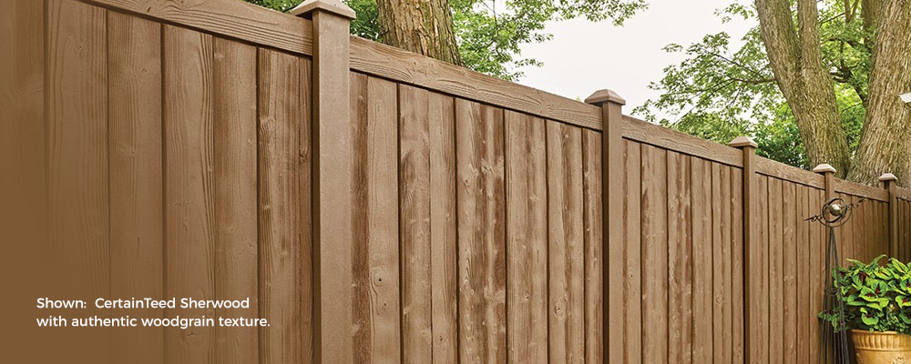 Comparing Vinyl vs. Wood Privacy Fence Guide - All you need to decid