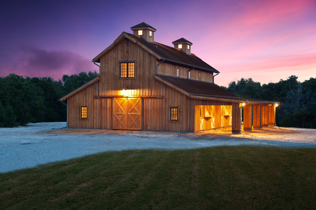 TJCH Barn - Farmhouse - Shed - Dallas - by Tim Jackson Custom Hom