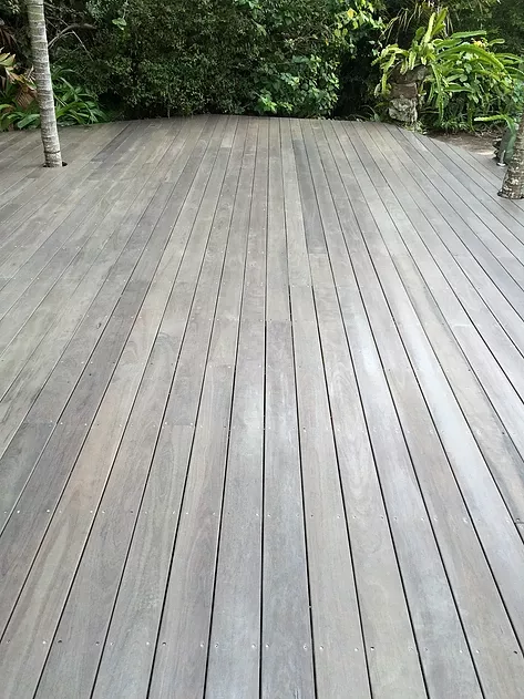 Grey timber stain - Sikkens Cetol Hlse in Silver Grey | Staining .